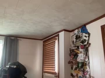 Throaty_Goat Chaturbate stream image from February 11, 2025