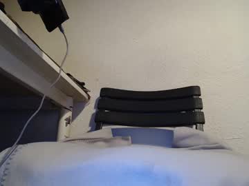 Clamk454 Chaturbate stream image from February 11, 2025