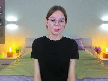 Edithgaler Chaturbate stream image from February 11, 2025