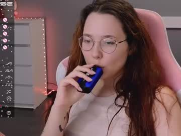 Airyhill Chaturbate stream image from February 11, 2025