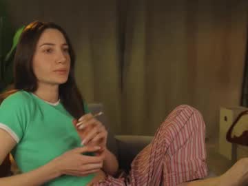 G_Ia Chaturbate stream image from February 11, 2025