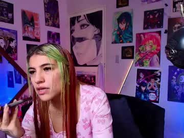 Holyeva Chaturbate stream image from February 11, 2025