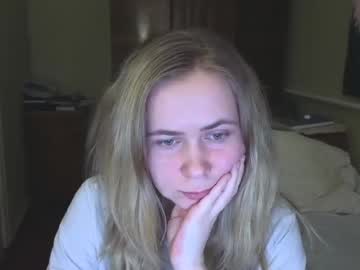 Riley_Roo_ Chaturbate stream image from February 11, 2025