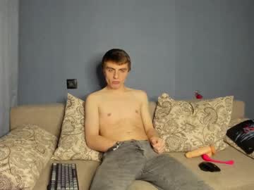 Bristlebback Chaturbate stream image from February 11, 2025
