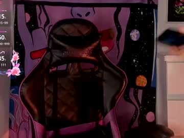 Ivymanson_ Chaturbate stream image from February 11, 2025