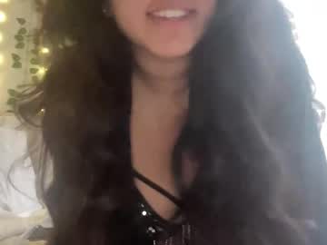 Lacygrey Chaturbate stream image from February 11, 2025