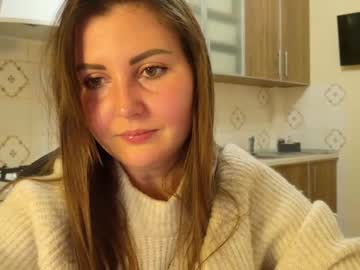 Masha_Queen Chaturbate stream image from February 11, 2025