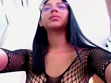 Skarlett_Joi Chaturbate stream image from February 11, 2025