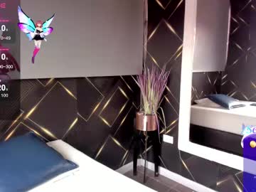 Evelyn_Towers Chaturbate stream image from February 11, 2025