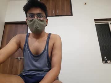 Ken771 Chaturbate stream image from February 11, 2025