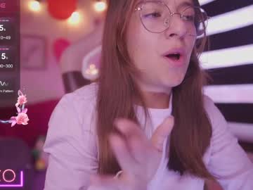Milly_Kenner Chaturbate stream image from February 11, 2025