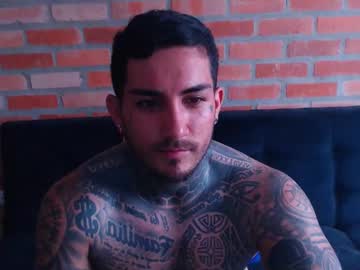 Twonaugthy77 Chaturbate stream image from February 11, 2025