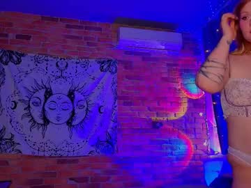 Elainaquartzz Chaturbate stream image from February 11, 2025