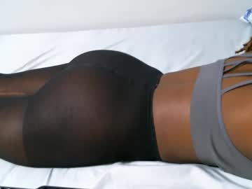 Femaqueen Chaturbate stream image from February 11, 2025