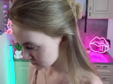 Heavenlywhisper Chaturbate stream image from February 11, 2025