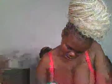 Reenie_Barbie Chaturbate stream image from February 11, 2025