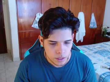 Slogan_30 Chaturbate stream image from February 11, 2025