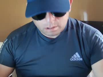 Chicoguapo8 Chaturbate stream image from February 11, 2025
