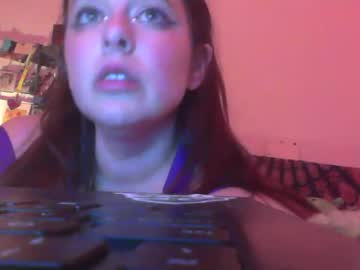 Explorinmitlaurenaaa Chaturbate stream image from February 11, 2025