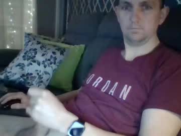 Hotuk86 Chaturbate stream image from February 11, 2025