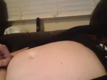 Labialuv2suck Chaturbate stream image from February 11, 2025