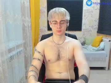 Grandoverture Chaturbate stream image from February 11, 2025