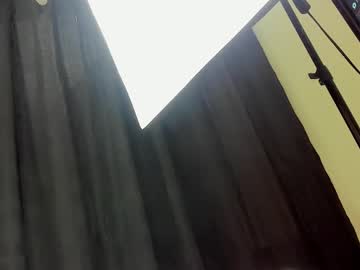 Klooe_1 Chaturbate stream image from February 11, 2025