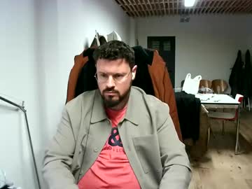 Maythe4bwu Chaturbate stream image from February 11, 2025