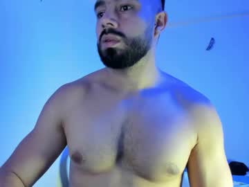 Mikeblaree Chaturbate stream image from February 11, 2025