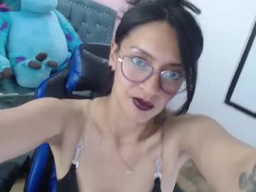 Violet15_T Chaturbate stream image from February 11, 2025