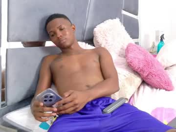 Adry_Morris Chaturbate stream image from February 12, 2025