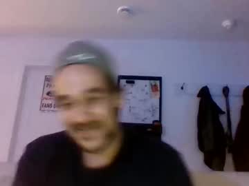 Balados32 Chaturbate stream image from February 12, 2025