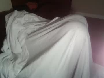 Kylecreams Chaturbate stream image from February 12, 2025