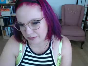 Sireneserpens Chaturbate stream image from February 12, 2025