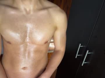 Max_Lancaster Chaturbate stream image from February 12, 2025