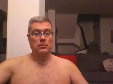 Prendimisubito Chaturbate stream image from February 12, 2025