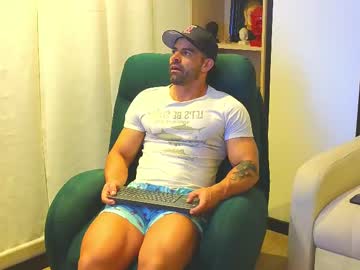 Andrewfame Chaturbate stream image from February 12, 2025