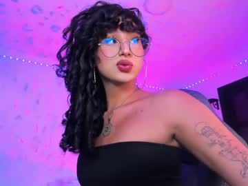 Heka_Prudence Chaturbate stream image from February 12, 2025
