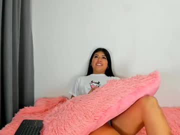 1bonnie Chaturbate stream image from February 12, 2025