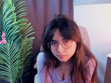 Erlinaheming Chaturbate stream image from February 12, 2025