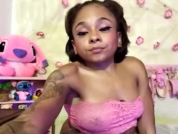 Lauren_Hills7069 Chaturbate stream image from February 12, 2025