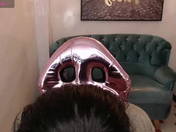 Lucy_V_ Chaturbate stream image from February 12, 2025