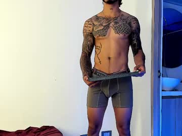 Jakee_Brown Chaturbate stream image from February 12, 2025