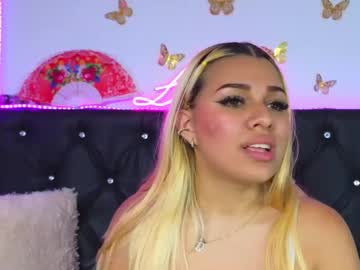 Lindacastillo34 Chaturbate stream image from February 12, 2025