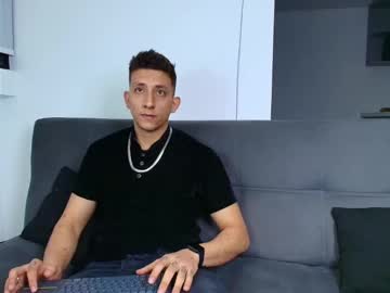 Emiliocum_24 Chaturbate stream image from February 12, 2025