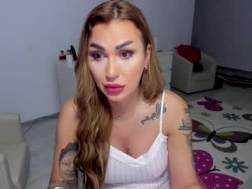 Golddivine00 Chaturbate stream image from February 12, 2025