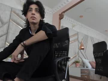 Johanmartony Chaturbate stream image from February 12, 2025