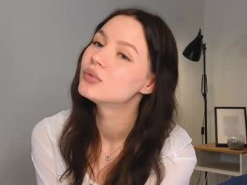 Ksyushy Chaturbate stream image from February 12, 2025