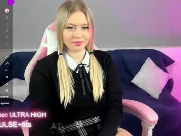 Marmel199 Chaturbate stream image from February 12, 2025