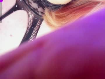 Fenixbetesh Chaturbate stream image from February 12, 2025